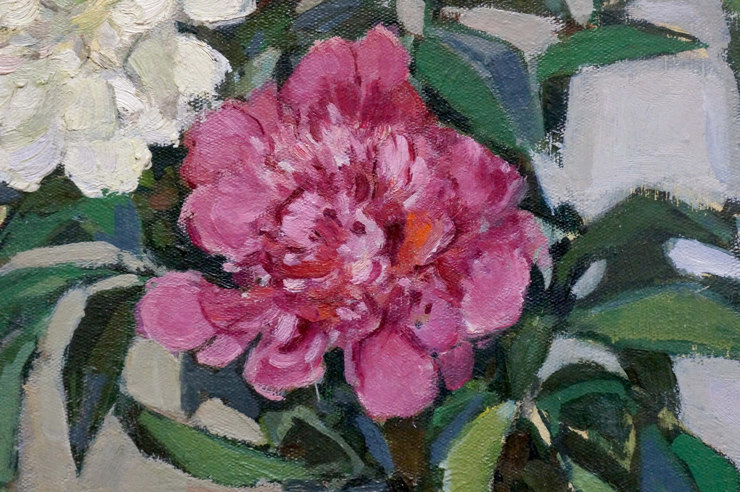 The bouquet of flowers captured in oils by Nikolay Ivanovich Buryachok