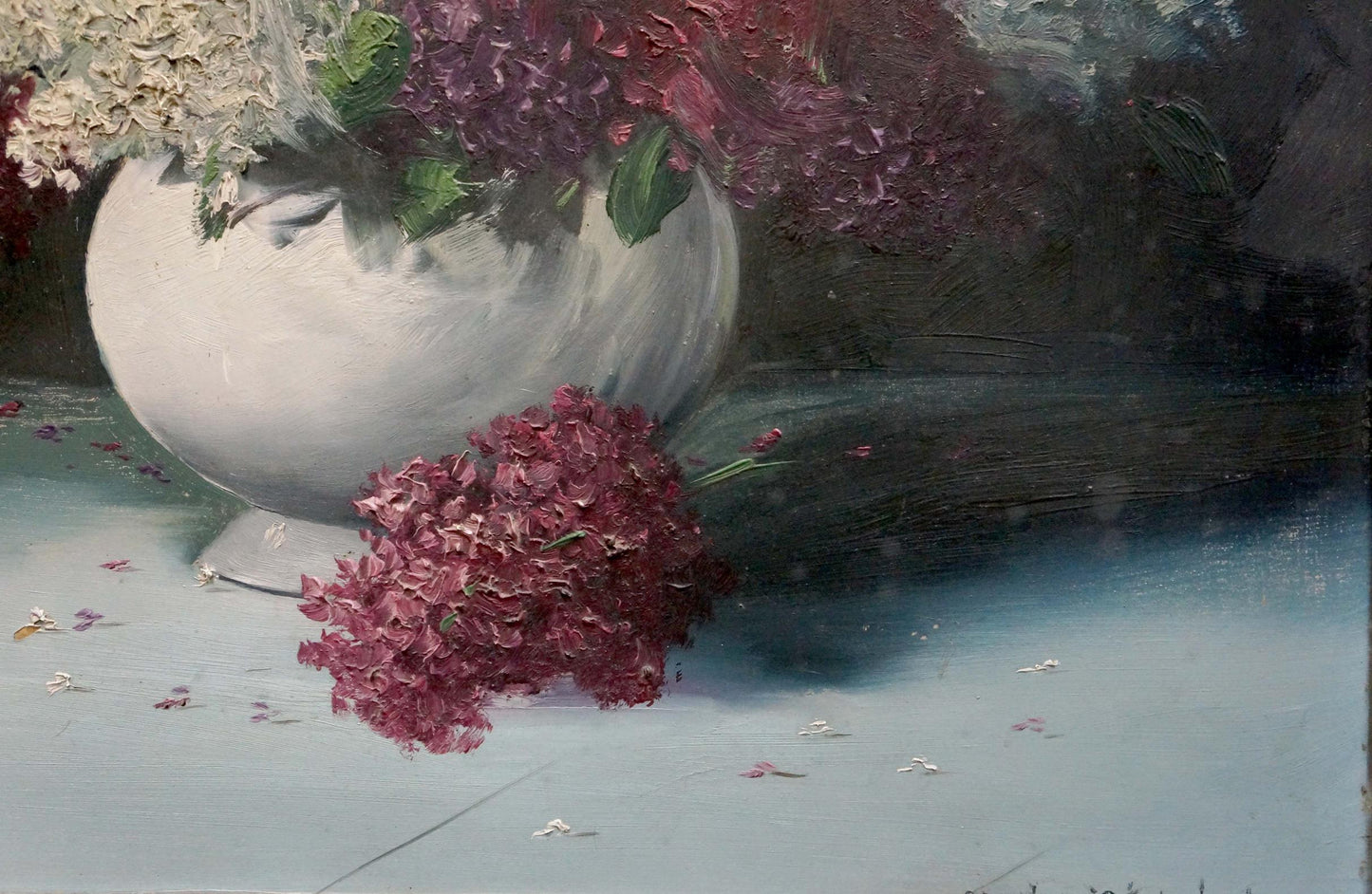 Oil painting Still life with lilacs