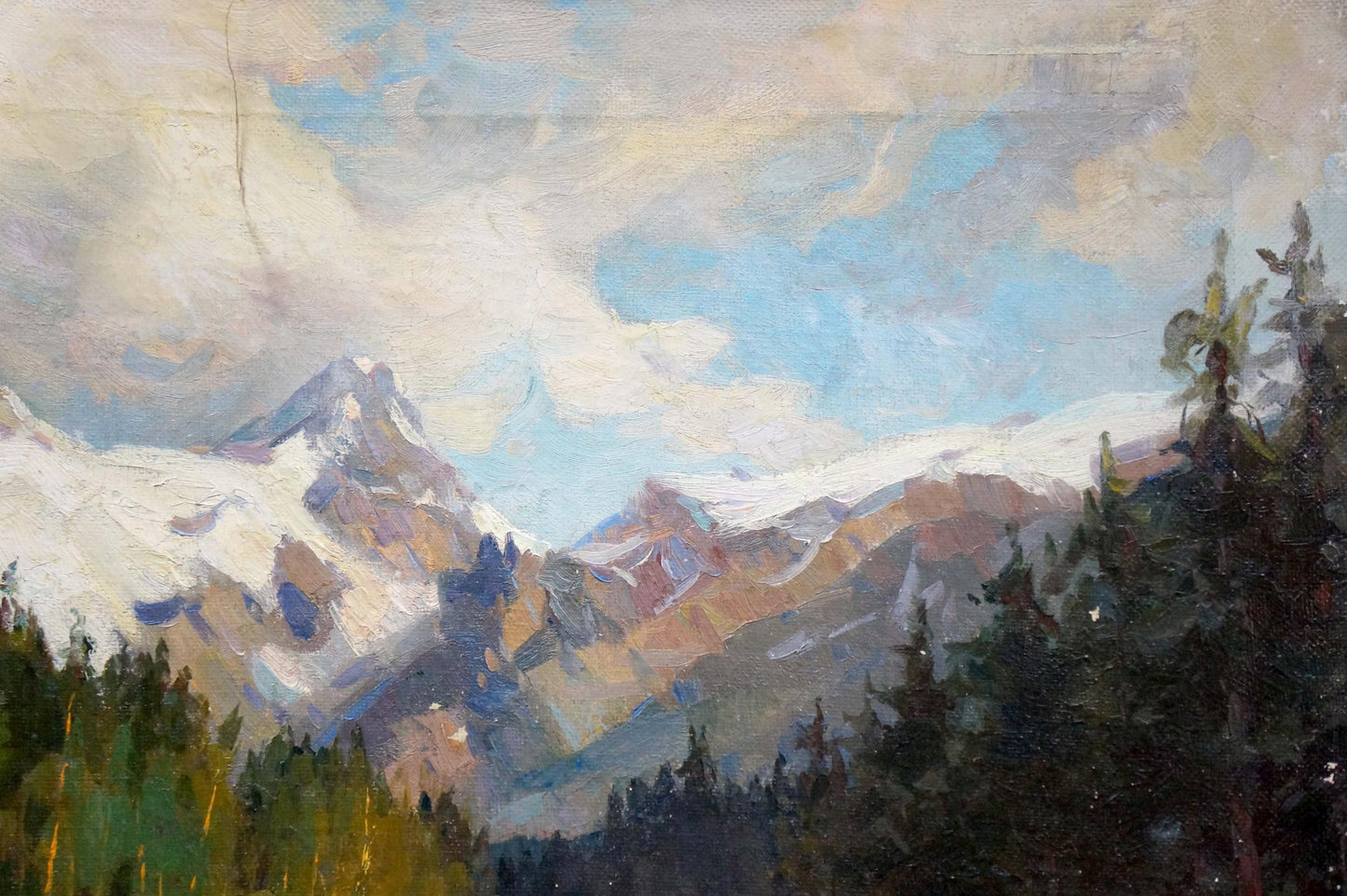 The painter of the mountain forest decorations is unnamed