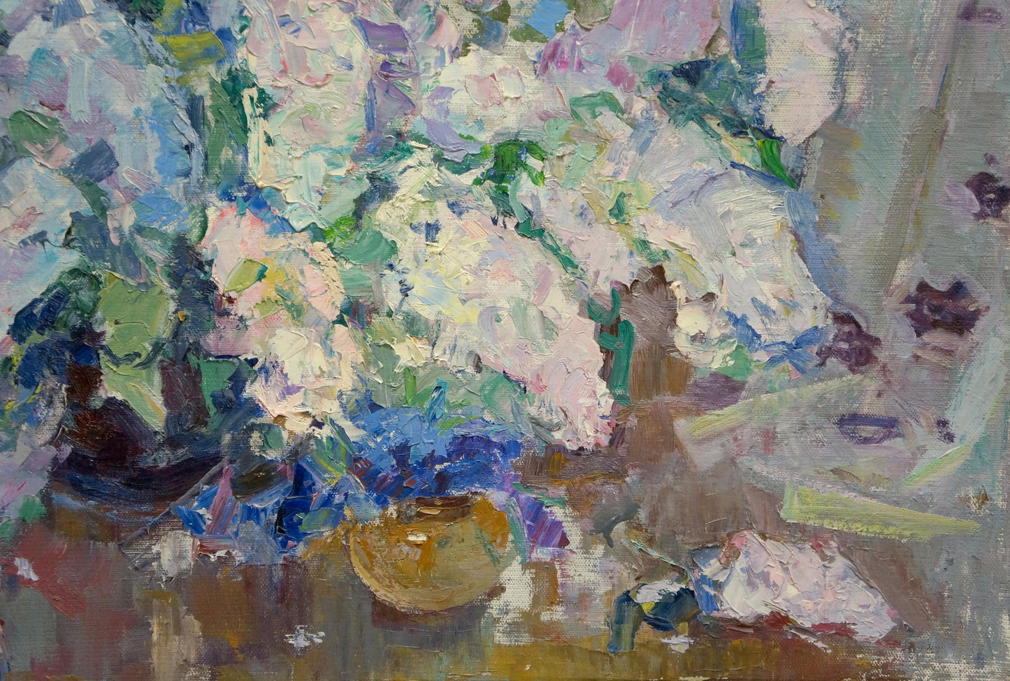 Oil painting A basket of flowers Vera Dovgalevskaya
